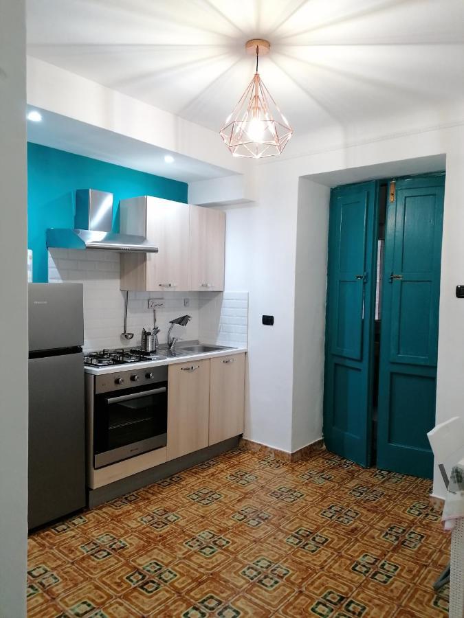 Casacasetta Suite Appartamento Indipendente Taranto Dış mekan fotoğraf
